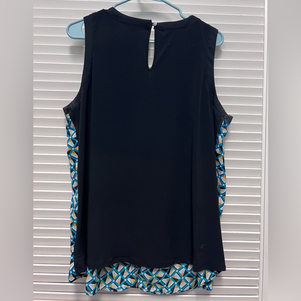 Geo Pattern, Slimming Style - Picture 2 of 3